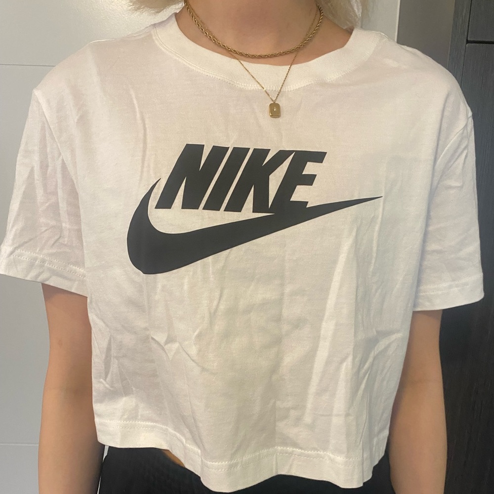 Brand new Nike white tee